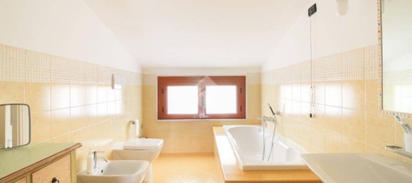 2 Schlafzimmer Wohnung in Montesilvano, Italy, Nr. 342108 16