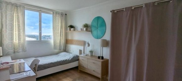 3 bedrooms Apartment in Merignac, France No. 98997 3