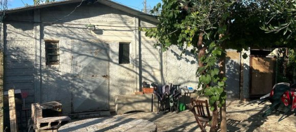 4 bedrooms House in Empoli, Italy No. 337010 23