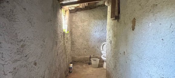 4 bedrooms House in Empoli, Italy No. 337010 7