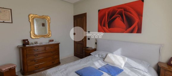 Вилла с 6 комнатами в Геди, Италия № 211665 24