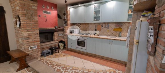 Вилла с 6 комнатами в Геди, Италия № 211665 29