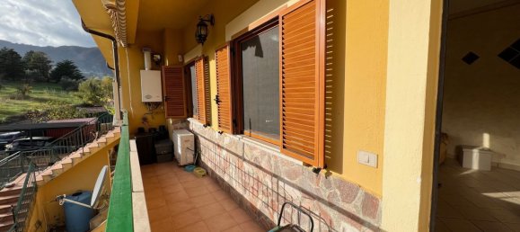 Dúplex de 3 habitaciónes en Cerisano, Italy No. 186958 7