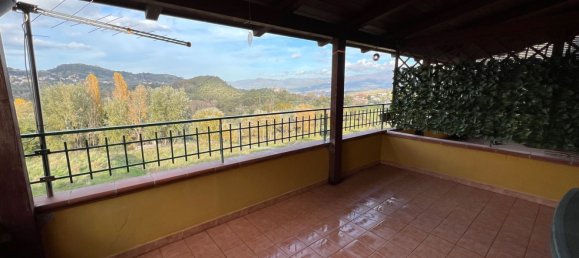 Dúplex de 3 habitaciónes en Cerisano, Italy No. 186958 13