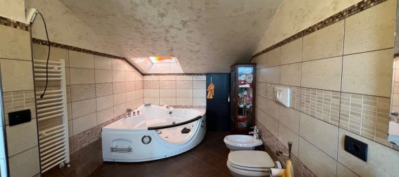 Dúplex de 3 habitaciónes en Cerisano, Italy No. 186958 22