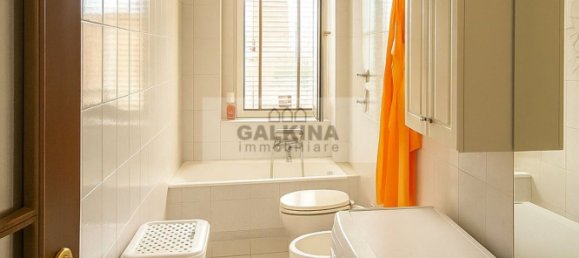 Apartamento de 3 dormitorios en Milan, Italy No. 360734 13