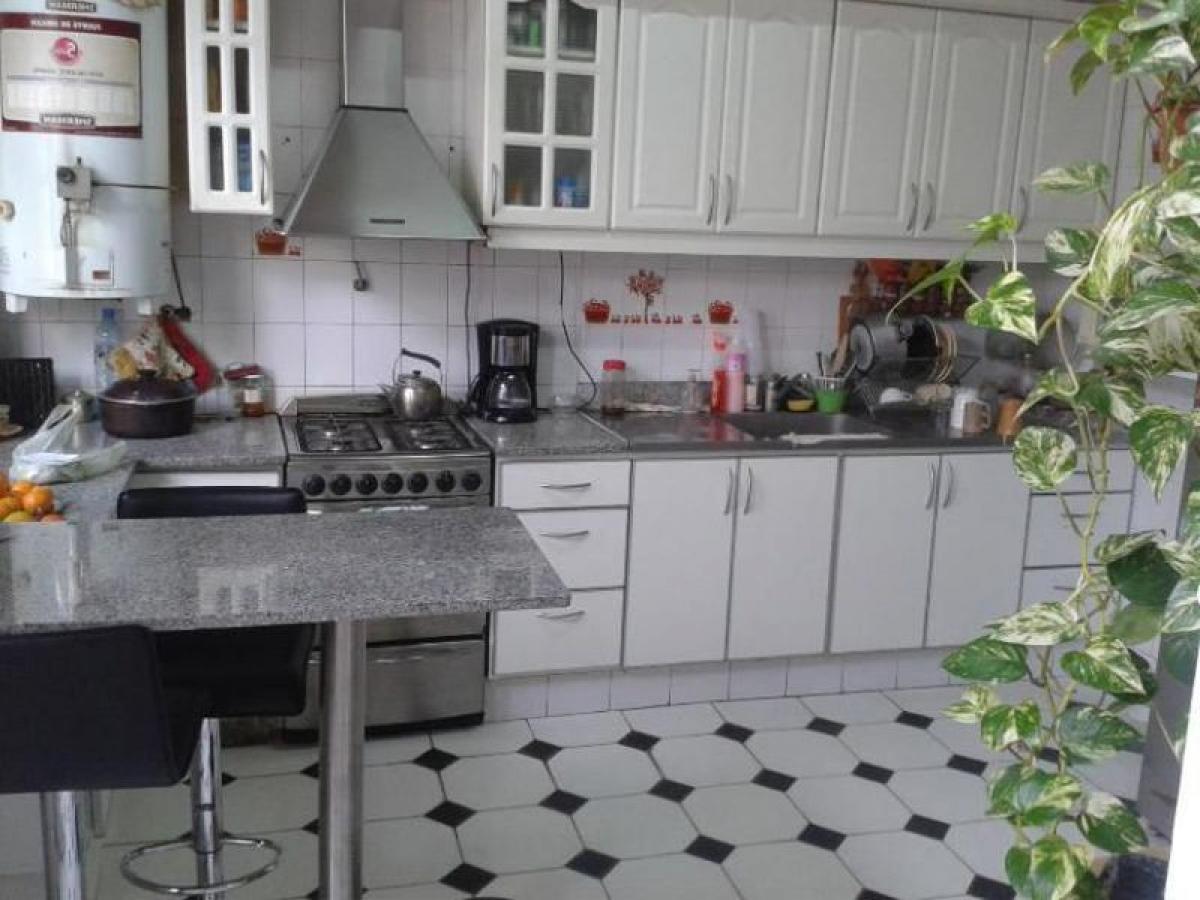 3 bedrooms House in Buenos Aires, Argentina No. 56727