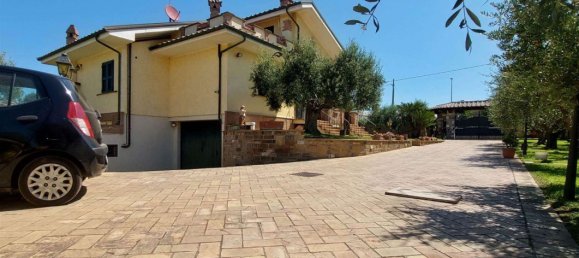 9 Schlafzimmer Villa in Anzio, Italy, Nr. 377586 33