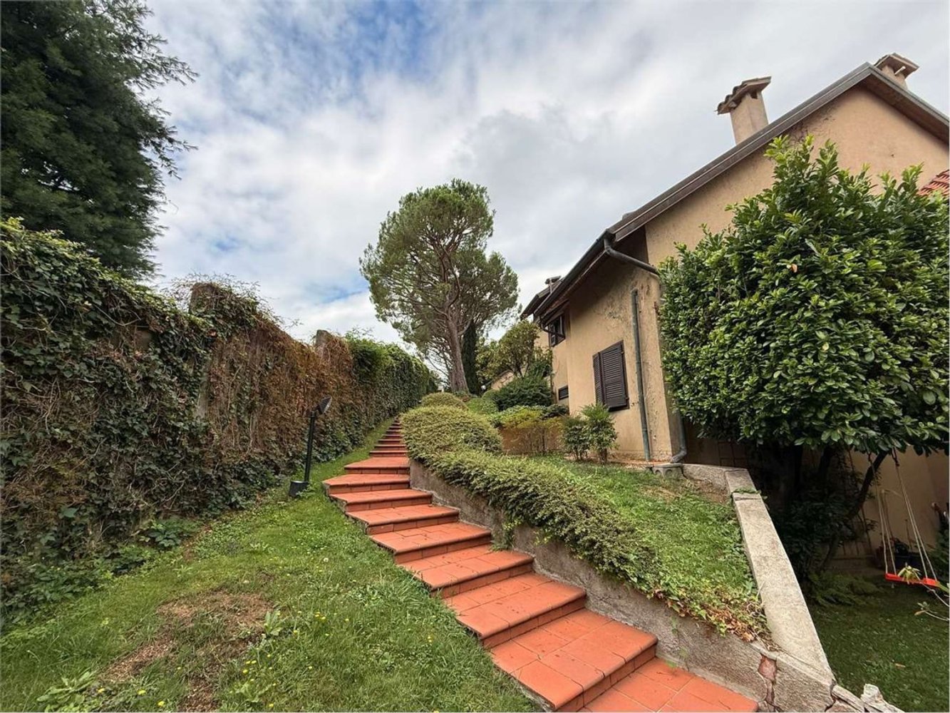 Дом с 2 спальнями в Барлассина, Италия № 396674