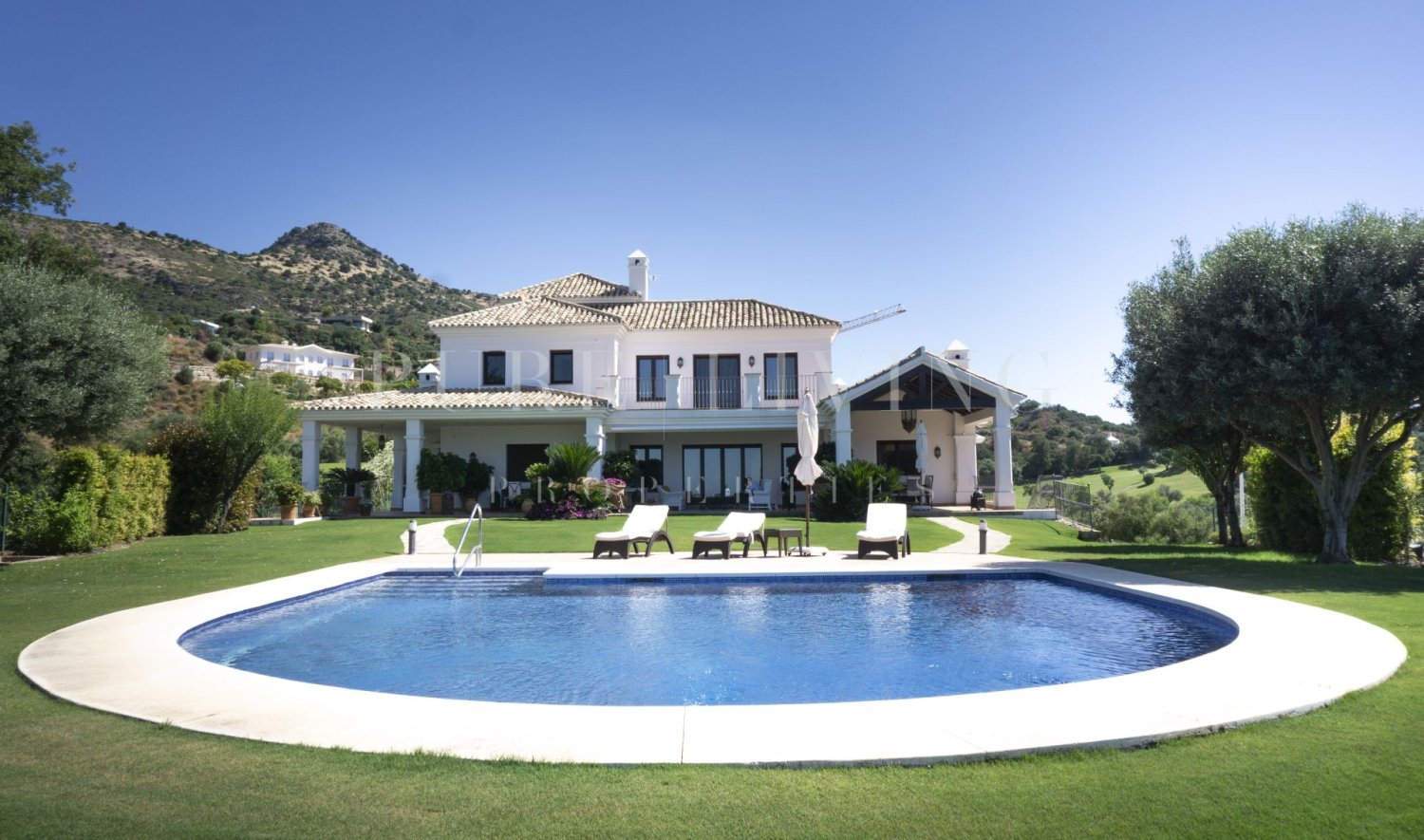 5 bedrooms Villa in Malaga, Spain No. 98636