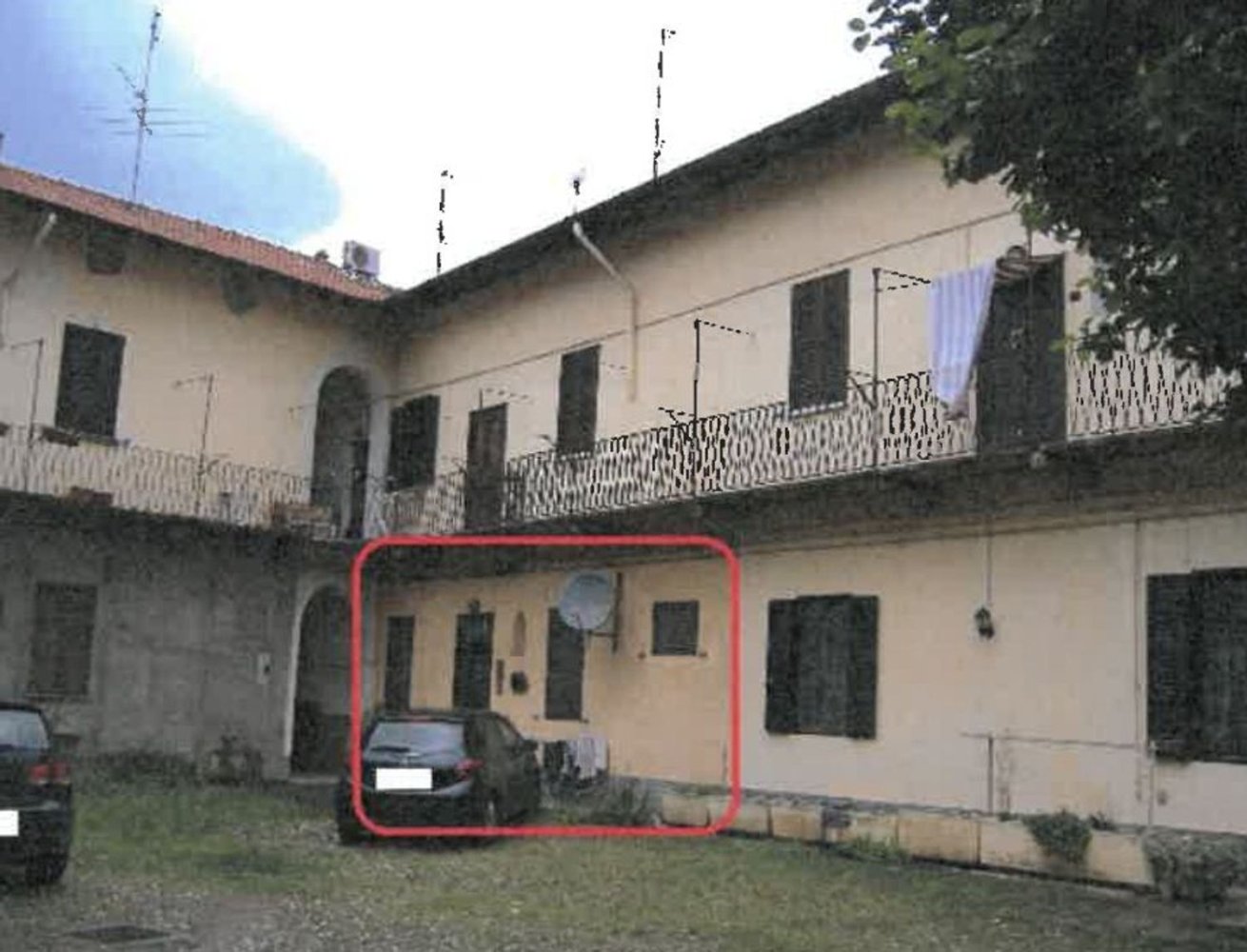 2 rooms Apartment in Busto Arsizio, Italy No. 185307