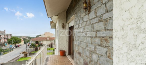 Propiedad comercial de 4 dormitorios en Santa Maria da Feira, Portugal No. 320324 7