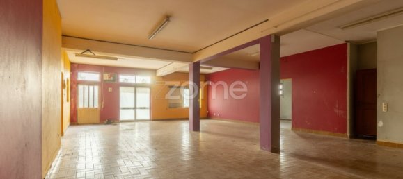 Propiedad comercial de 4 dormitorios en Santa Maria da Feira, Portugal No. 320324 37