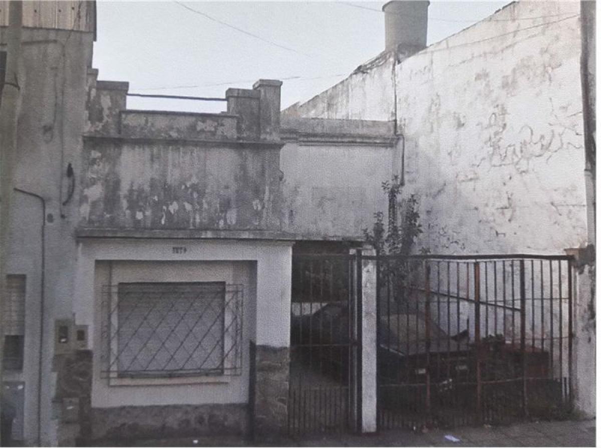 Terreno de 12 dormitorios en Buenos Aires, Argentina No. 115026