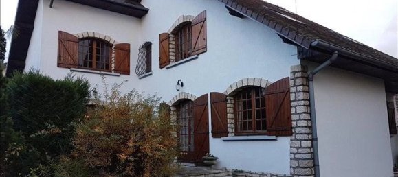 6 bedrooms House in Noisy-le-Grand, France No. 171456 3