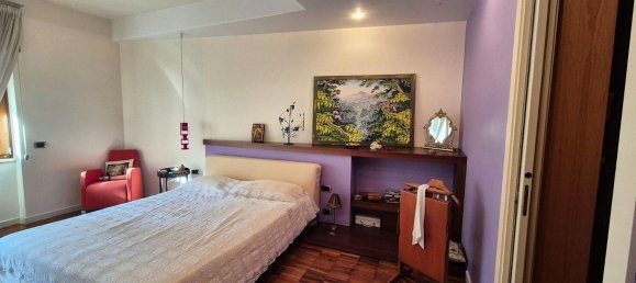 5 rooms Apartment in Naples, Italy No. 299041 13