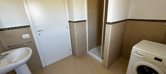 3 rooms Apartment in Fano, Italy No. 300764 7