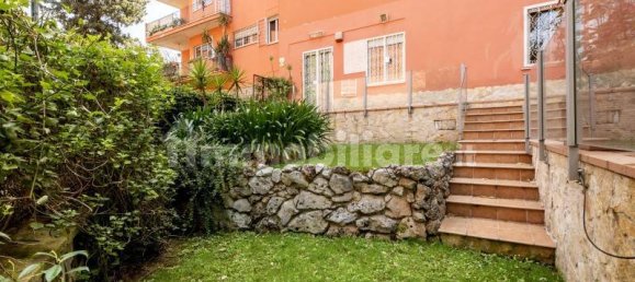 3 bedrooms Apartment in Rome, Italy No. 198042 26