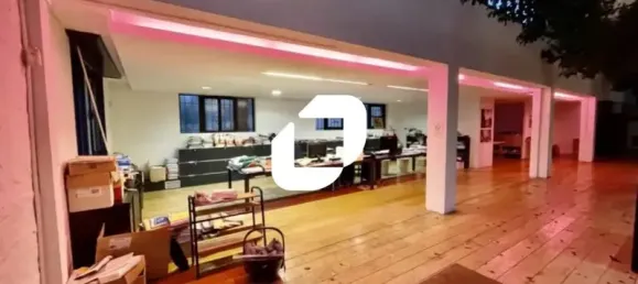 664m² Office in Lambersart, France No. 290135 9