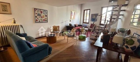 4 bedrooms Apartment in Florence, Italy No. 364441 3