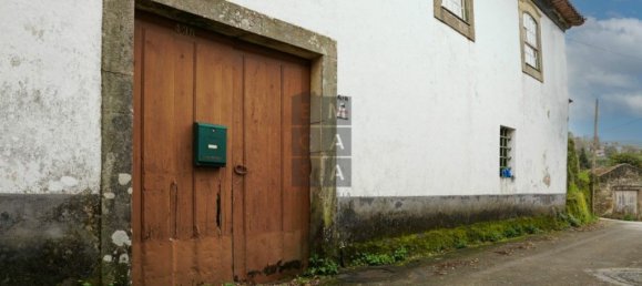 Дом с 9 спальнями в Вали ди Камбра, Португалия № 26980 17