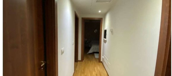 Apartamento de 4 divisões em Abbiategrasso, Italy N.º 7855 4