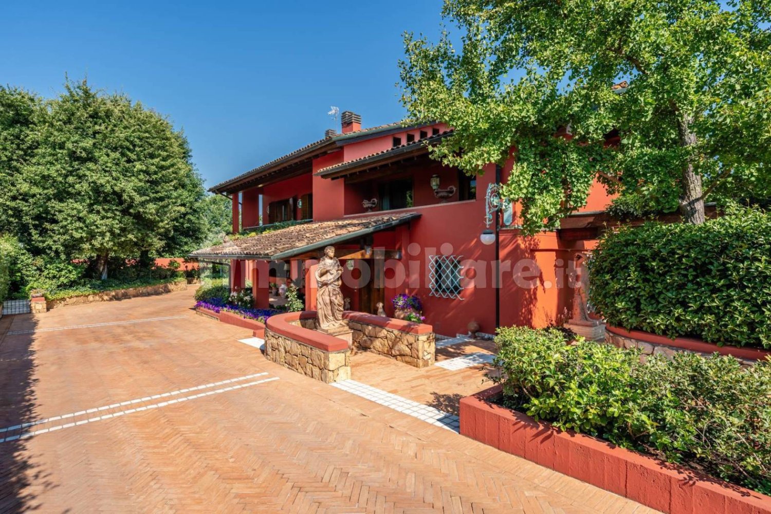 5 bedrooms Villa in Santa Maria a Monte, Italy No. 120969