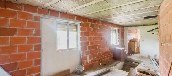 Дом с 2 спальнями в Миранда ду Корву, Португалия № 83427 12