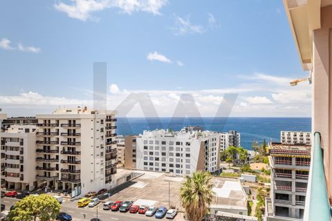 3 bedrooms Apartment in Funchal, Portugal No. 244847