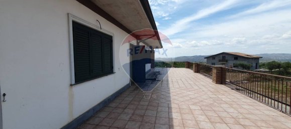 2 bedrooms Warehouse in Paterno, Italy No. 362158 24