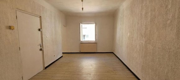 2 bedrooms Apartment in La Seyne-sur-Mer, France No. 309778 3