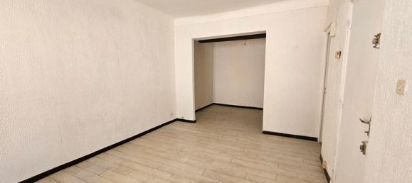 2 bedrooms Apartment in La Seyne-sur-Mer, France No. 309778 2