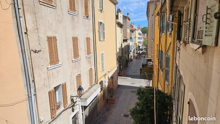 2 bedrooms Apartment in La Seyne-sur-Mer, France No. 309778