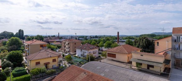 Studio in Strambino, Italy, Nr. 276273 9