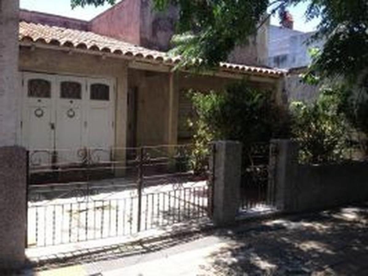  Land in Lanus, Argentina No. 47590