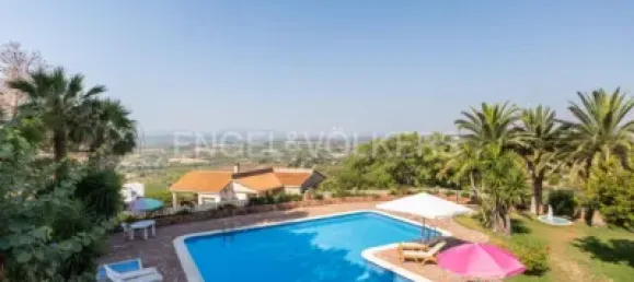 9 bedrooms House in Torrent, Spain No. 174211 3