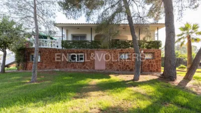 9 bedrooms House in Torrent, Spain No. 174211