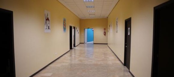800m² Commercial property in Mislata, Spain No. 182484 8