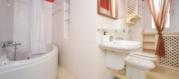 3 bedrooms Apartment in Milan, Italy No. 362724 20