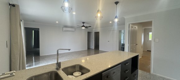 4 chambres Maison à Tingoora, Australia No. 968 4