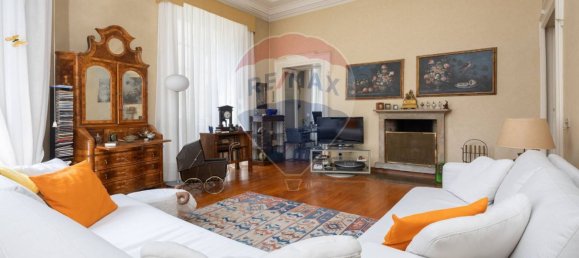 Apartamento de 3 dormitorios en Como, Italy No. 314877 10