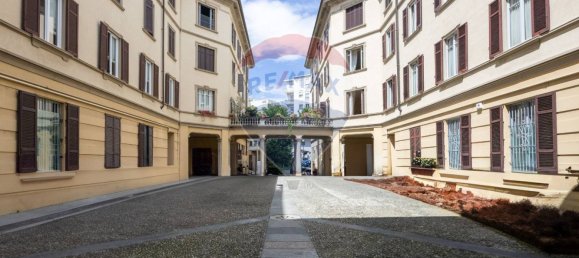 Apartamento de 3 dormitorios en Como, Italy No. 314877 3