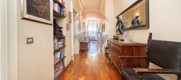 Apartamento de 3 dormitorios en Como, Italy No. 314877 6