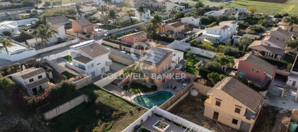 4 bedrooms Villa in Ragusa, Italy No. 218068 32