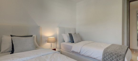 3 Schlafzimmer Penthouse in Marbella, Spain, Nr. 35485 9