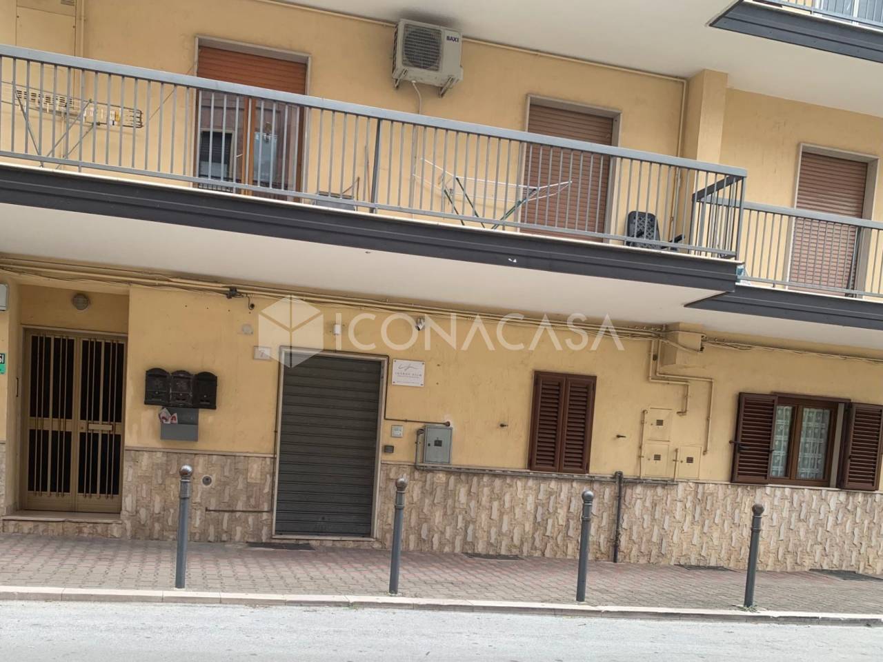 3 rooms Apartment in San Giovanni Rotondo, Italy No. 328074