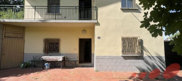 Casa de 9 dormitorios en Lizzano in Belvedere, Italy No. 334700 9