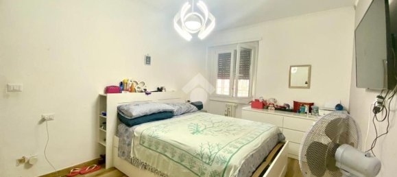 3 rooms Apartment in Rome, Italy No. 300088 24