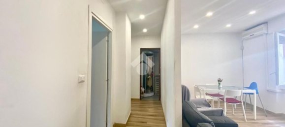 3 rooms Apartment in Rome, Italy No. 300088 8