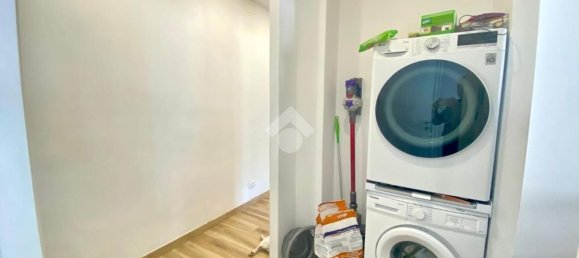 3 rooms Apartment in Rome, Italy No. 300088 19